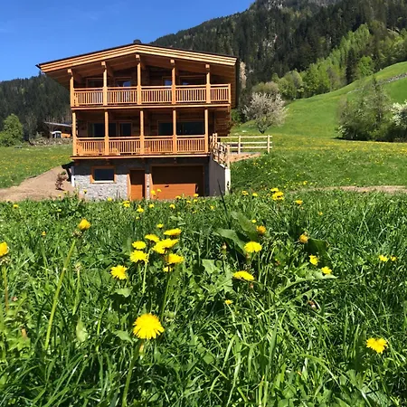 - Schrofen Ferienhaus